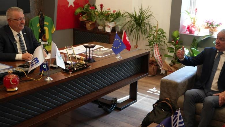 İspanyol ve Yunan Zeytinciler Balıkesir'de Buluştu