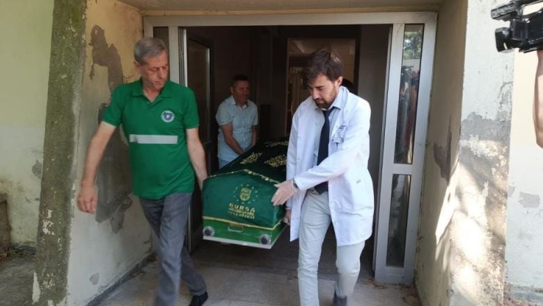 11 Yıl Önce Vefat Etti Ayvalık'ta Gömülecek
