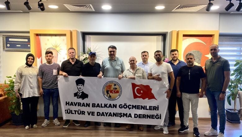 Başkan Ersoy Balkan Göçmenleri Derneğini Ağırladı