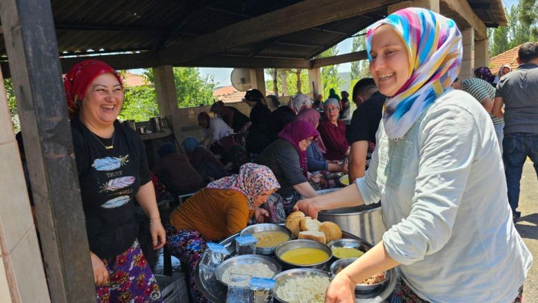 Başkan Lapanta Keşkek Dövdü