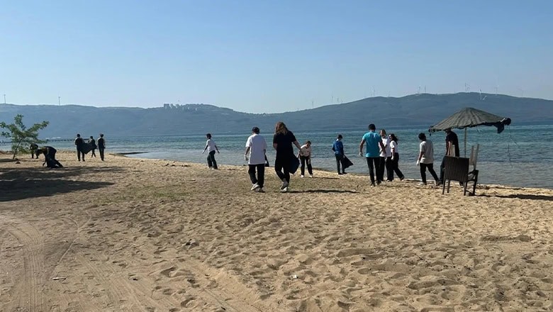 Ayvalık Bugün Temiz Bir Çevre İçin Toplanıyor!