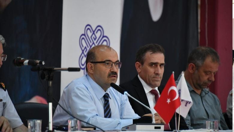 Vali Gömeç Muhtarlarıyla Buluştu
