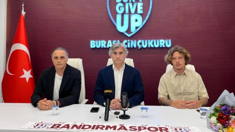 Mustafa Gürsel Bandırmaspor'la 3 Yıllık Anlaşma İmzaladı