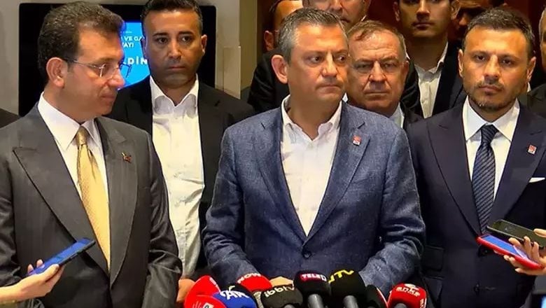 Özel'den Bahçeli'ye: 'Bizim ittifakımıza katılabilir'