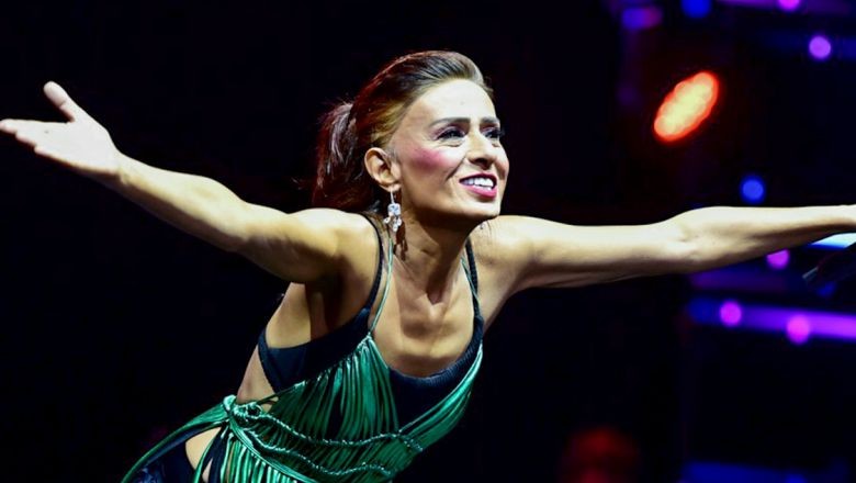 Yıldız Tilbe konserin'de mezar kavgası