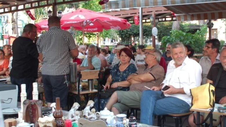Burhaniye'de Antika ve İkinci El Eşya Tutkunları Buluşuyor