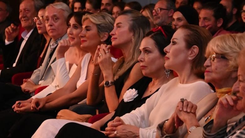 Ayvalık Belediye Tiyatrosu'ndan Uluslararası Başarı