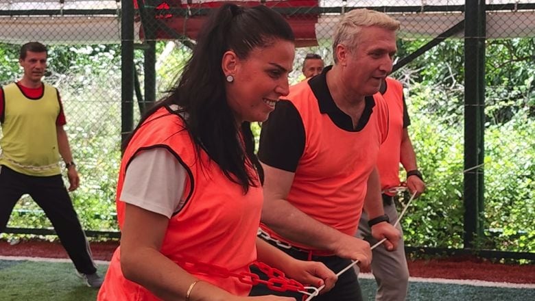 Edremit Okul Yöneticileri Sporla Stres Attı
