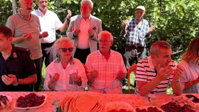 Erdek'te Kiraz Festivali Eski Günleri Yeniden Canlandırdı