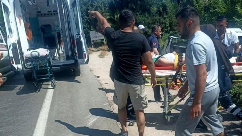 Erdek'te Trafik Kazası: 2 Yaralı