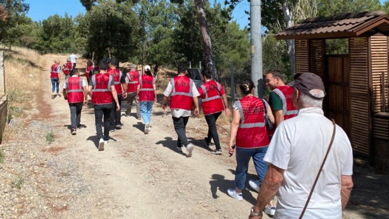 Burhaniye'de Rekor Katılımla Gönüllüler Eğitildi