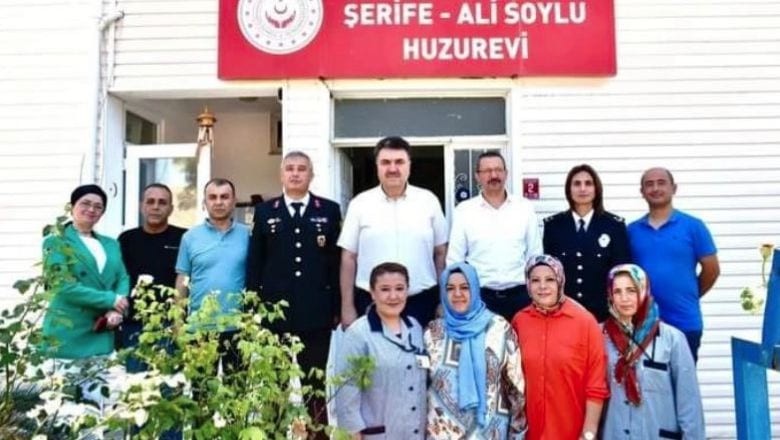 Havran'da Huzurevi Sakinlerine Bayram Sevinci