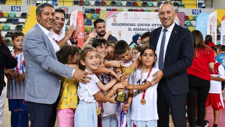 Balıkesir Eski Çocuk Oyunlarıyla Şenlendi