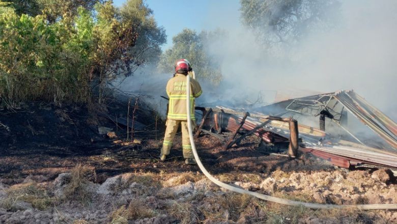 Balıkesir'de Tarlasını Temizlemek İsterken Yangın Çıkarttı
