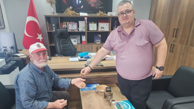 Bağrı Bütün Kavun Kepsut'a Geliyor