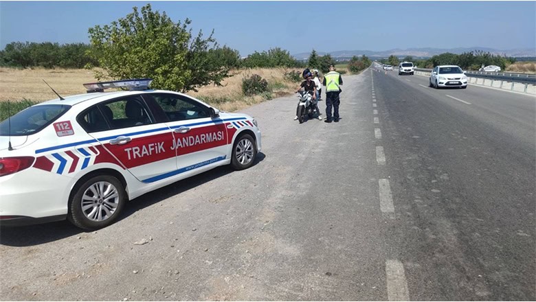Balıkesir'de Motosiklet Denetimi Sürüyor Balıkesir'de Motosiklet Denetimi Sürüyor