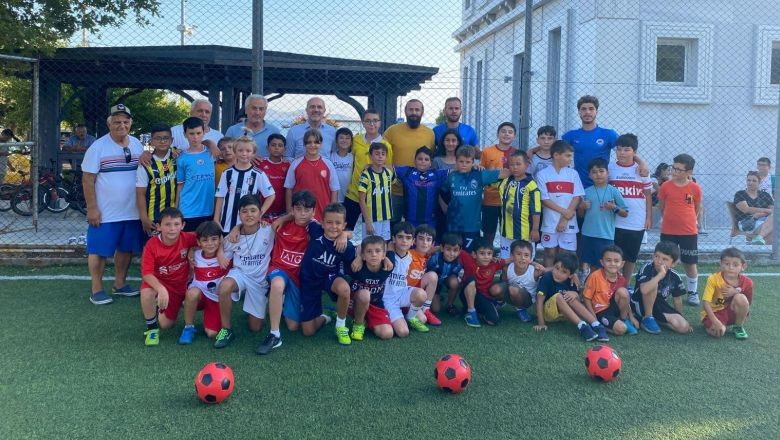 Başkan Dinçer Minik Futbolcularla Buluştu