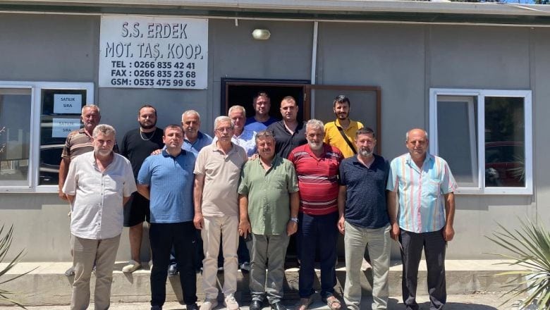Burhan Karışık Başkanlığı Devretti
