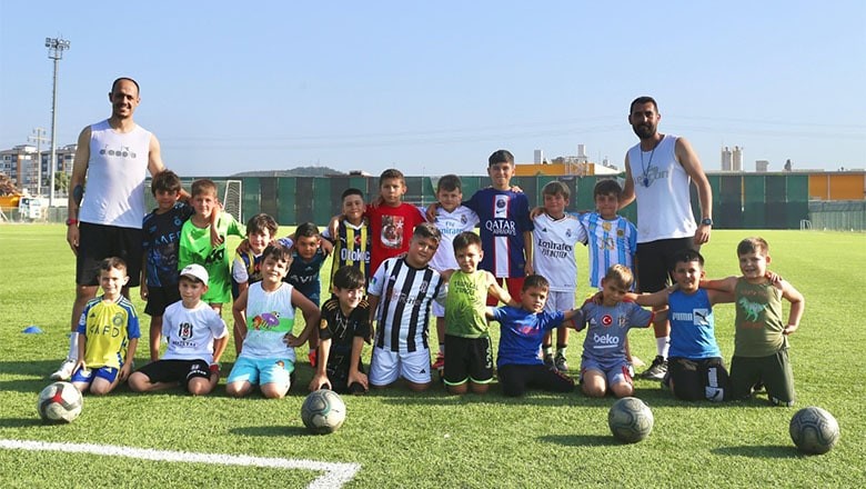 Burhaniye Belediyesi'nin Yaz Kursları 600 Öğrenciyle Başladı