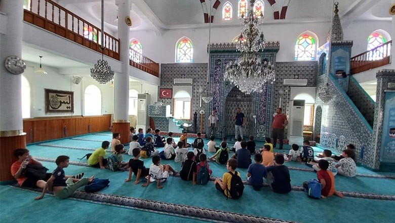 İlçe Müftülüğü'nden Yaz Kur'an Kurslarına Ziyaret İlçe Müftülüğü'nden Yaz Kur'an Kurslarına Ziyaret
