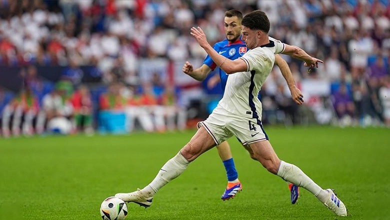 EURO 2024 yarı finalinde Hollanda'yı 2-1 mağlup eden İngiltere, finale yükseldi. İngiltere, 14 Temmuz'da Berlin'de İspanya ile karşılaşacak EURO 2024 yarı finalinde Hollanda'yı 2-1 mağlup eden İngiltere, finale yükseldi. İngiltere, 14 Temmuz'da Berlin'de İspanya ile karşılaşacak