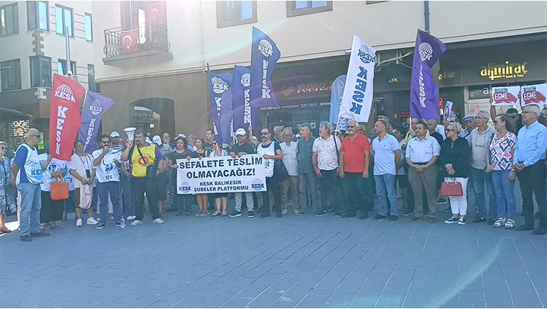 Kamu Emekçileri ve Emeklilerden Eylem Kamu Emekçileri ve Emeklilerden Eylem