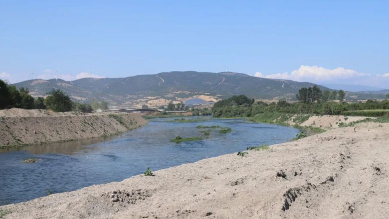 Kepsut Simav Çayı'nda Büyük Temizlik