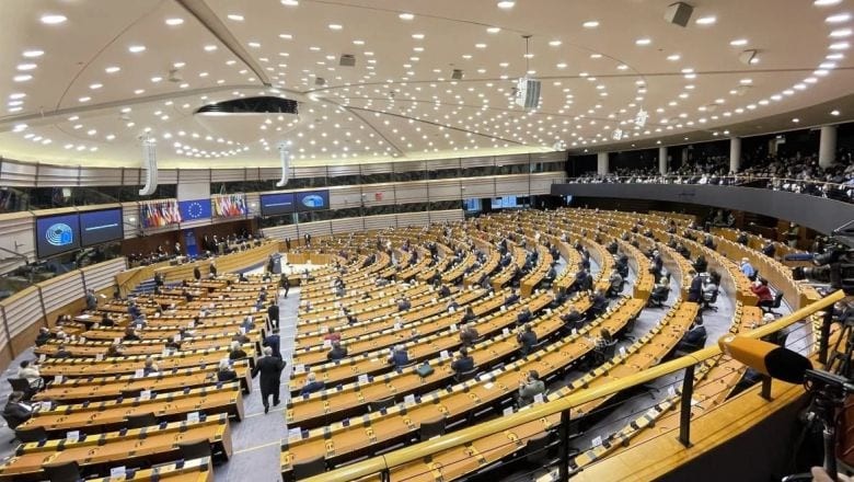 Roberta Metsola Avrupa Parlamentosu Başkanlığına Yeniden Seçildi