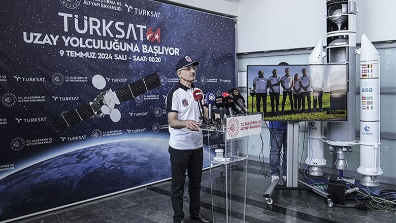 Ulaştırma ve Altyapı Bakanı Abdulkadir Uraloğlu, Türksat 6A'nın fırlatma süreci hakkında bilgi verdi Ulaştırma ve Altyapı Bakanı Abdulkadir Uraloğlu, Türksat 6A'nın fırlatma süreci hakkında bilgi verdi