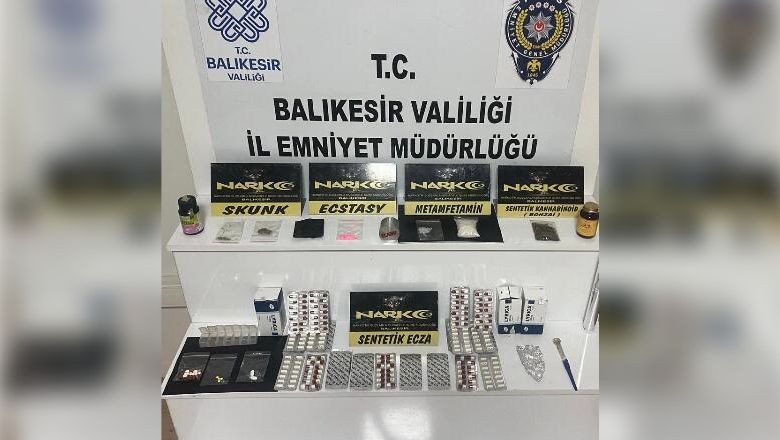 Uyuşturucu Taciri Suçüstü Yakalandı