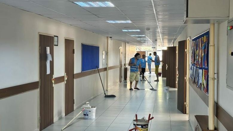 Yükümlüler Bandırma Okullarını Yeniliyor