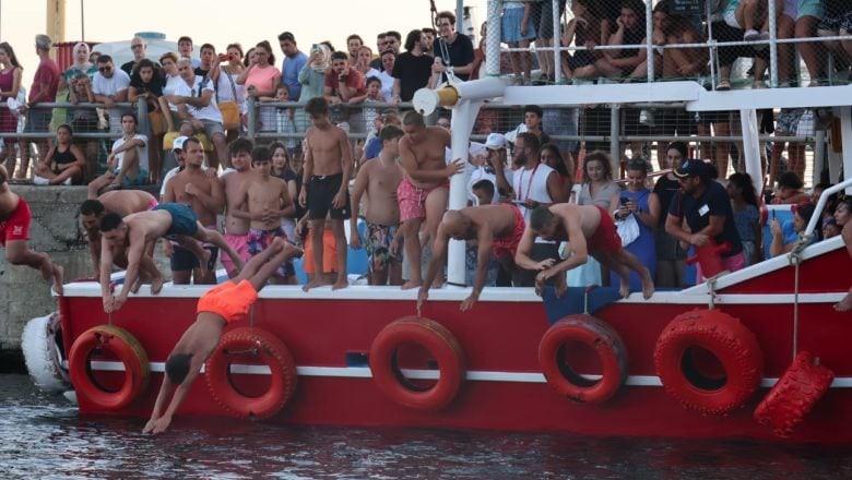 Marmara Adalar'da Şenlik Atmosferinde Kutlama!