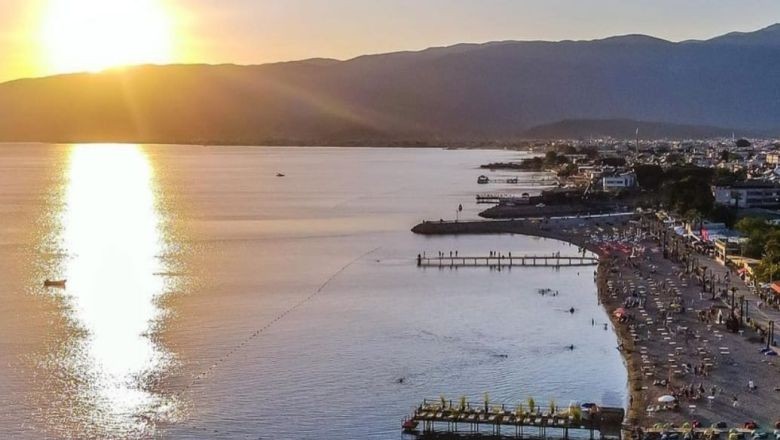 Kararsız İkizler Burçları İçin Kaçış Noktası: Akçay