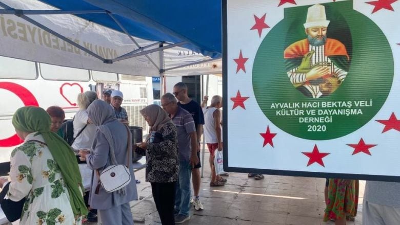 Ayvalık'ta Geleneksel Etkinlik 1.500 Kişiyle Gerçekleşti