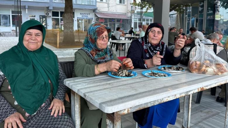 Marmara Adalar'da Balık İkramı Damak Şenlendirdi