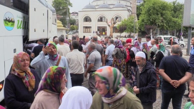 Öyle Karşılandılar Ki Gözyaşlarını Tutamadılar