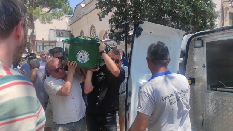 Burhaniyeli Şair Son Yolculuğuna Uğurlandı