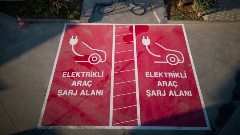 Elektrikli Araçların Şarj Noktalarında Rekor Tüketim