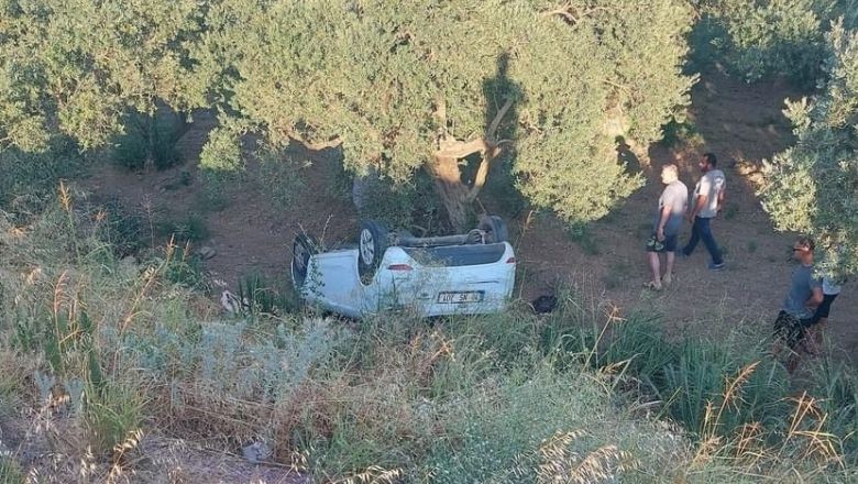 Erdek'te Otomobil Şarampole Uçtu!