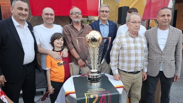 Balıkesirli Taraftarlar 24. Şampiyonluğun Coşkusunu Yaşadı