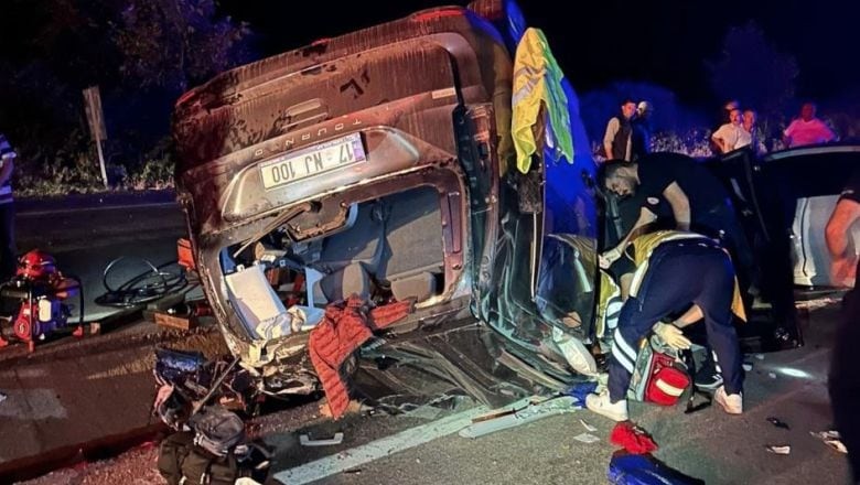 Gönen'de Araçlar Kafa Kafaya Çarpıştı: 1 Ölü 2 Yaralı