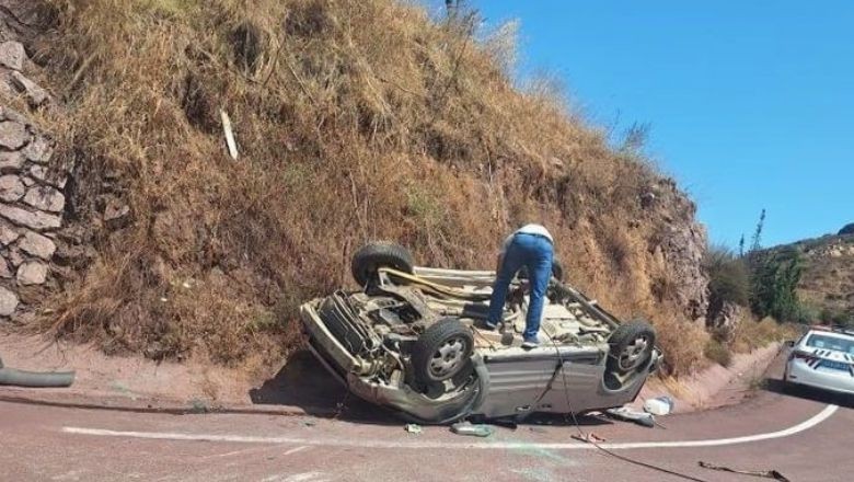 Balıkesir'de Hurdaya Dönen Araçtan Sağ Çıktı!