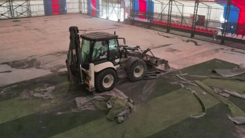 Karesi Belediyesi'nden Spor Tesislerine Bakım Atağı