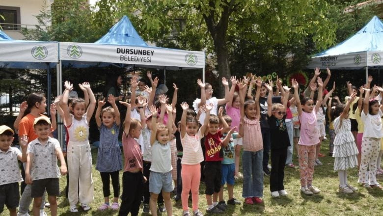 Dursunbey'de Çocuklar İçin Karpuz Şenliği Düzenlendi
