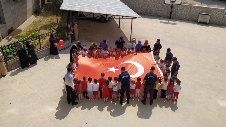 Dursunbey'de Çocukların Gözünden 15 Temmuz