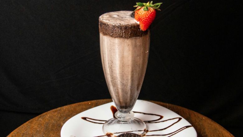 Sıcak Havaların Kurtarıcısı: Milkshake Tarifi