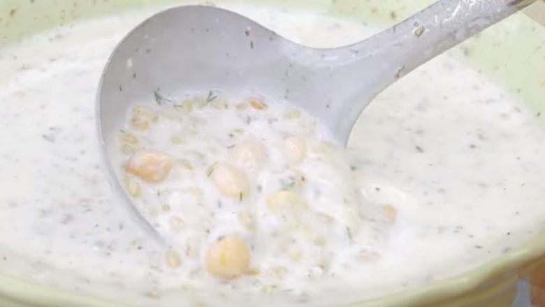 Yazın Vazgeçilmezi: Ayran Çorbası Nasıl Yapılır?