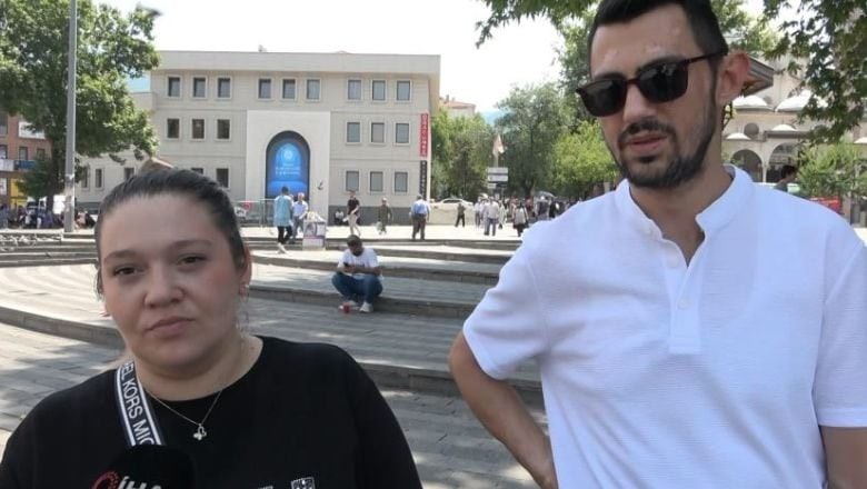 Eşi Telefonla Meşgul Olanlar Eşini Boşayabilecek!