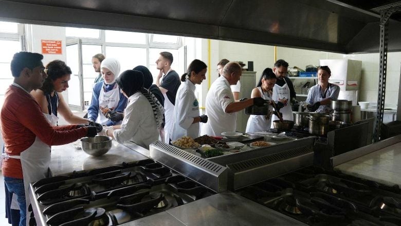 12 Uluslararası Öğrenci Türk Mutfağını Balıkesir'de Öğrendi
