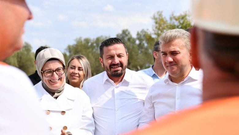 Belgin Uygur Edremit'te Müjdeyi Verdi